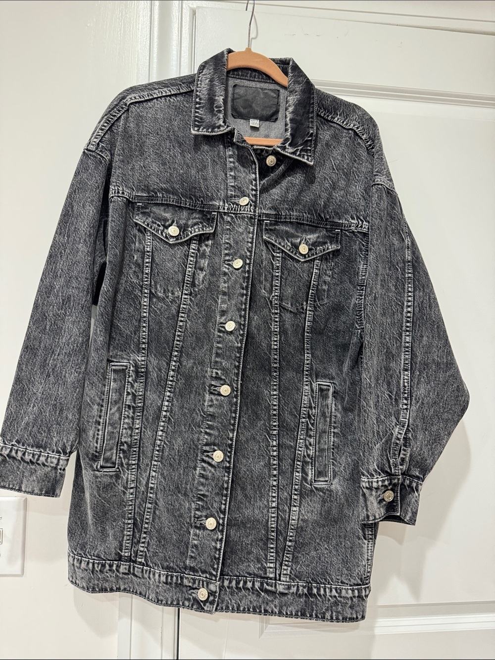 American Eagle Outfitters Washed Black Denim Jacket- size small